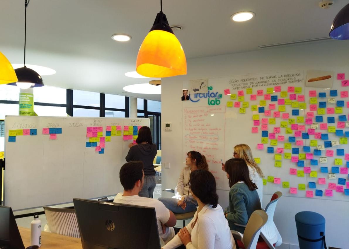 Imagen secundaria 1 - Ecoembes pone a La Rioja en la vanguardia de la economía circular