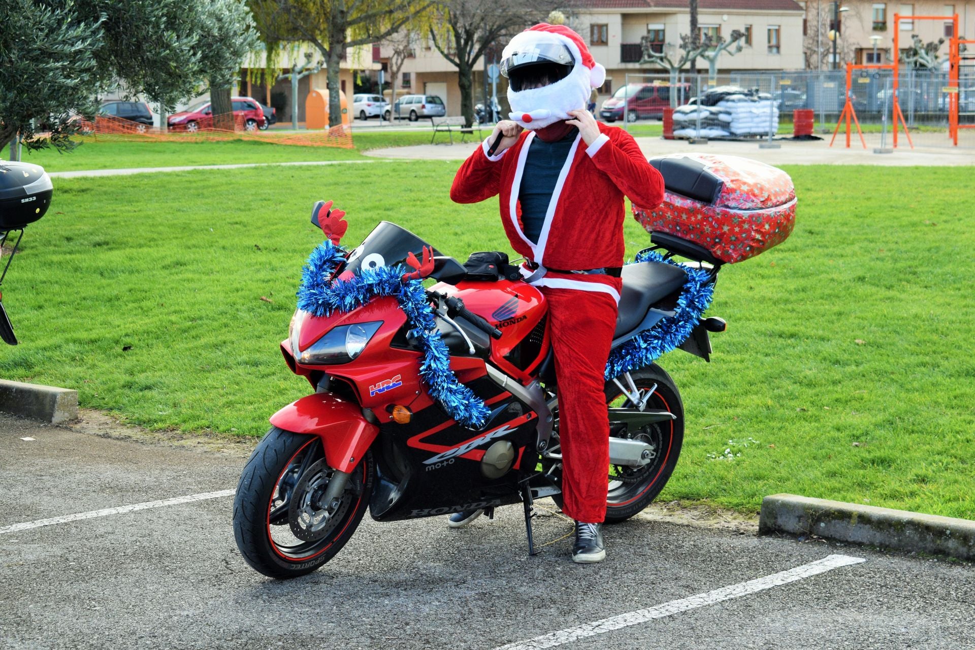 La llegada de Papá Noel en moto a Entre Ríos, en imágenes