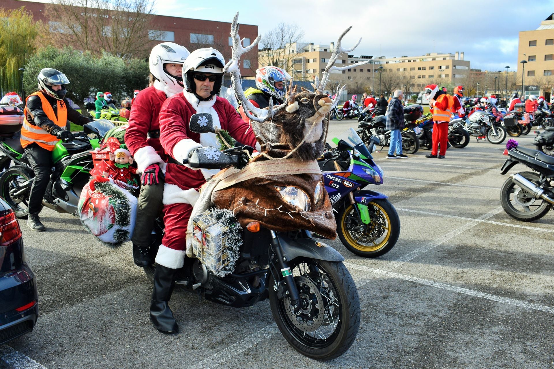 La llegada de Papá Noel en moto a Entre Ríos, en imágenes