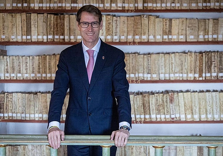 «Yo sólo rindo cuentas ante los riojanos, el mundo de los partidos políticos me preocupa muy poco»