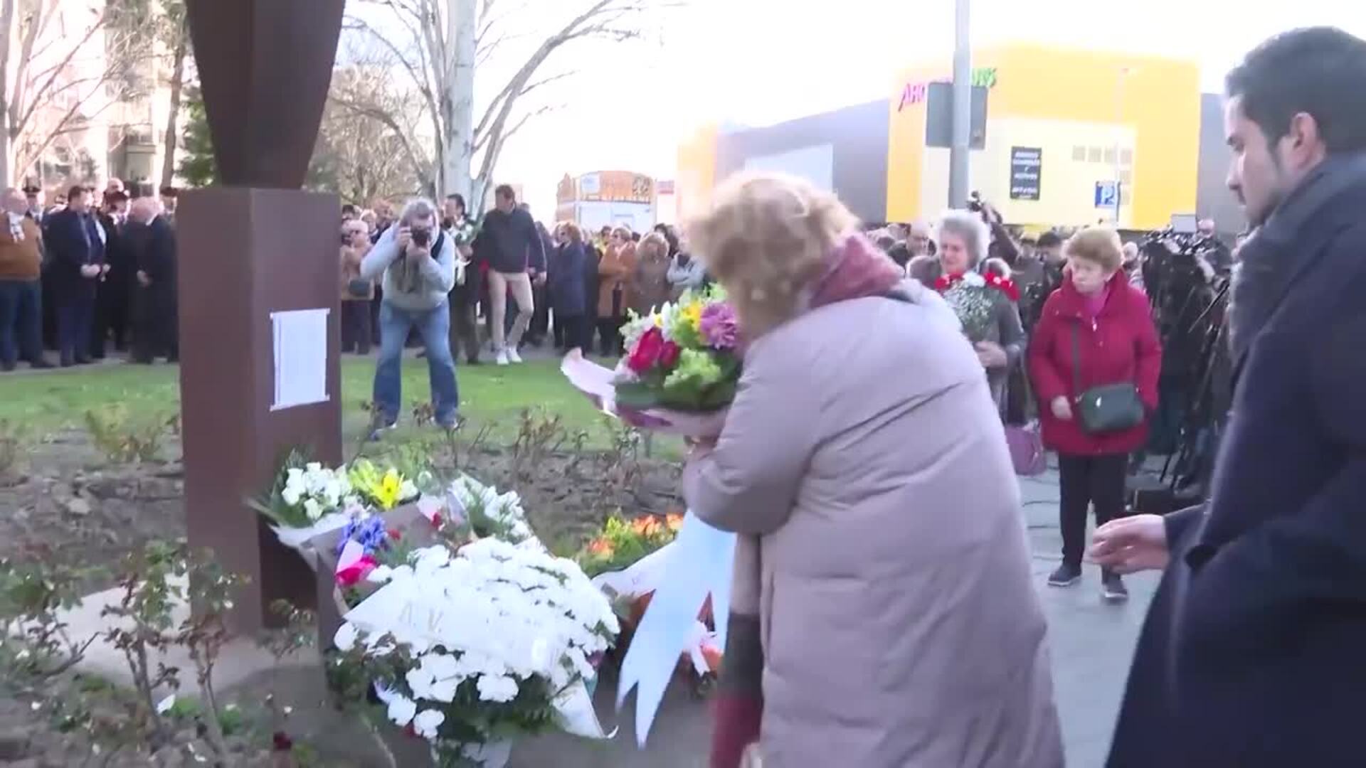 Acto homenaje a las víctimas del 11-M en la estación de Cercanías de Santa Eugenia (Madrid)