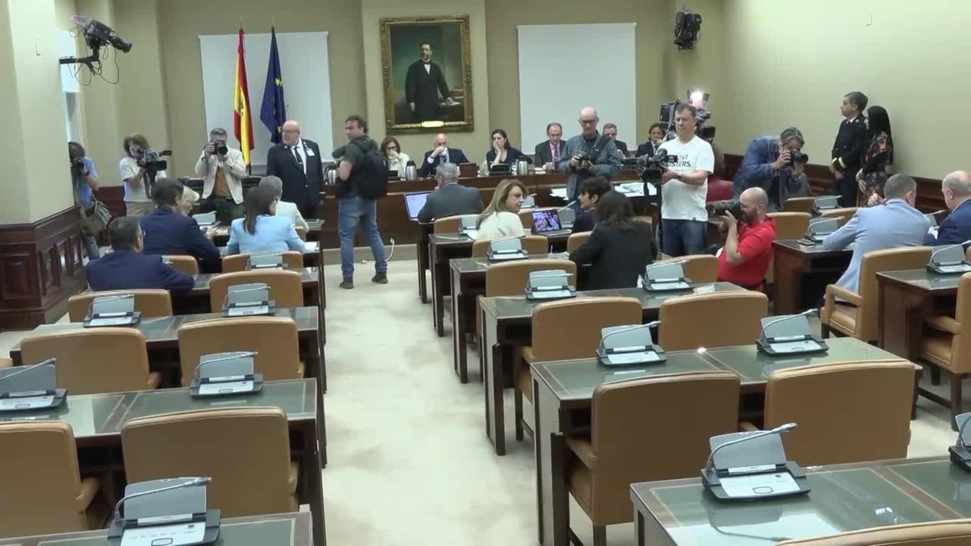 El PSOE accede a llevar a Ábalos a la comisión del Congreso sobre mascarillas