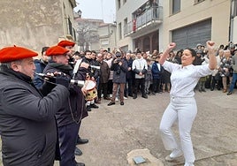 Elisa Arnedo, durante el baile de los brindis