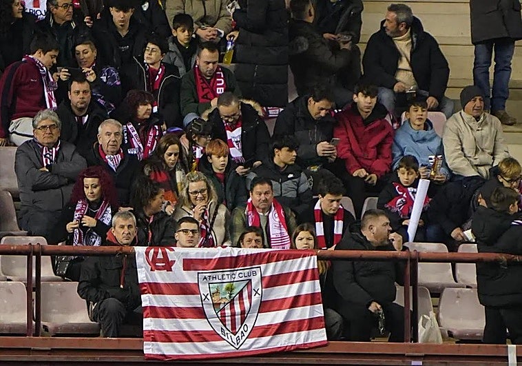 Imagen del público durante el partido.