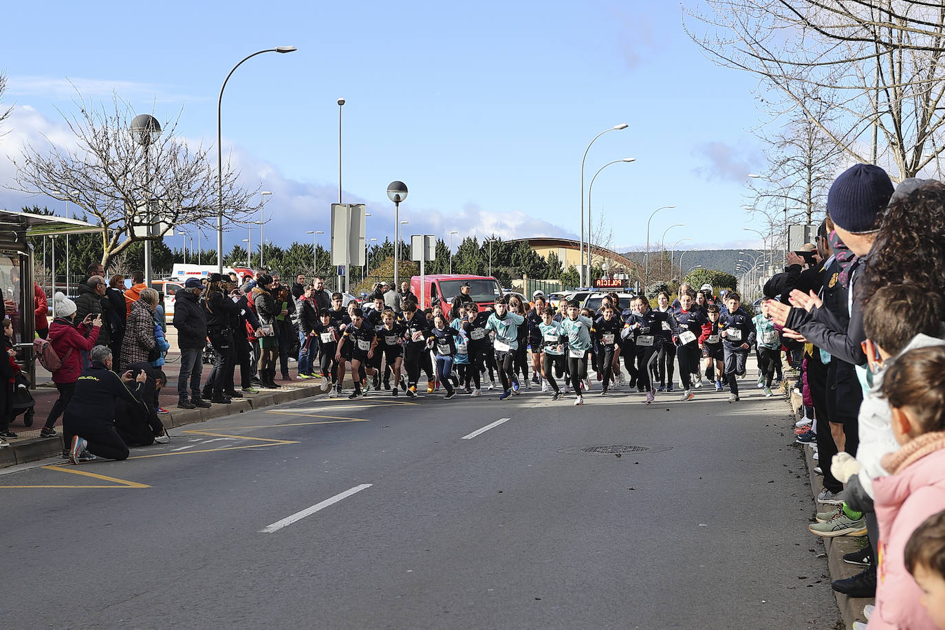 La carrera solidaria de la Policía Nacional en Logroño, en imágenes