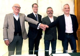 García-Calzada, Capellán, Izquierdo y Ruano, tras la firma de la Estrategia Riojana de Seguridad y Salud en el Trabajo 2025-2028.