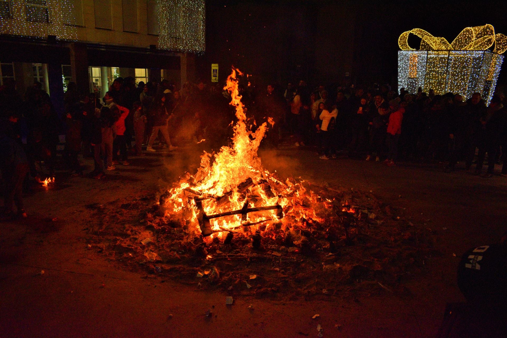 Las tradicionales márcharas de San Antón, en imágenes