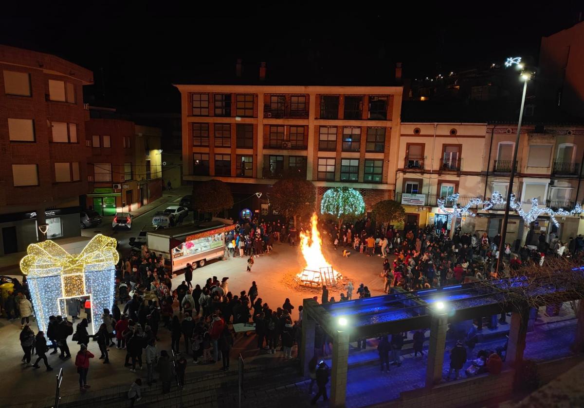 Las tradicionales márcharas de San Antón, en imágenes