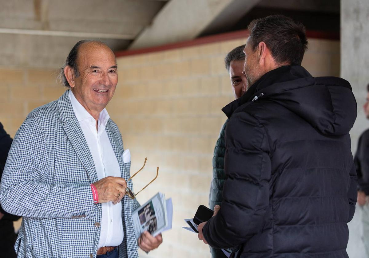 Revuelta pide el apoyo de la afición: «Necesitamos vuestro aliento para lograr el ascenso»