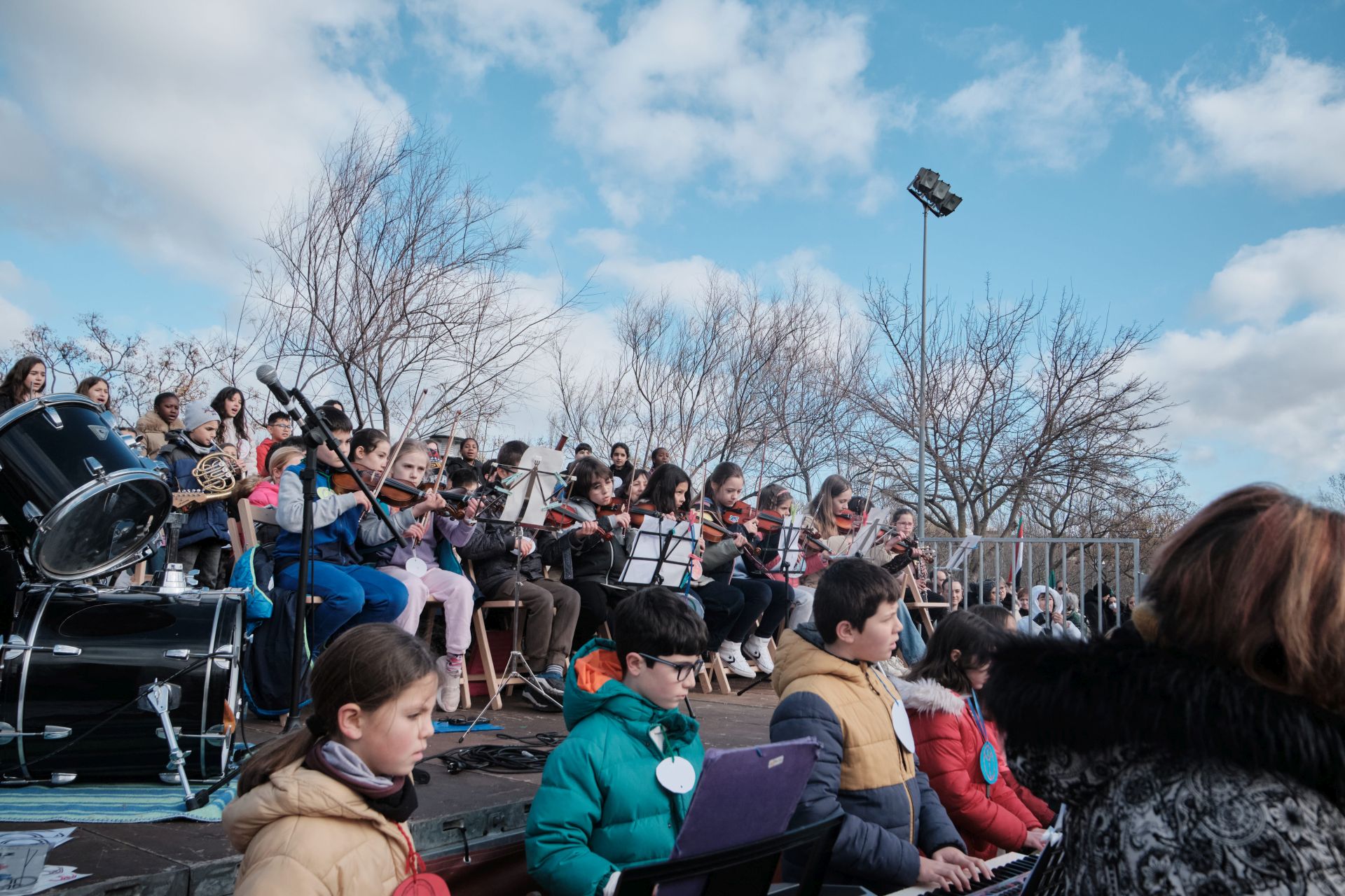 Cinco colegios logroñeses celebran el Día de La Paz en el Parque San Miguel