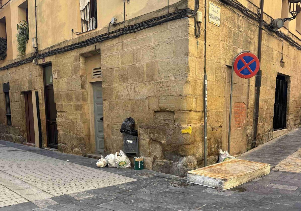 Quejas por la falta de mantenimiento en La Ribera