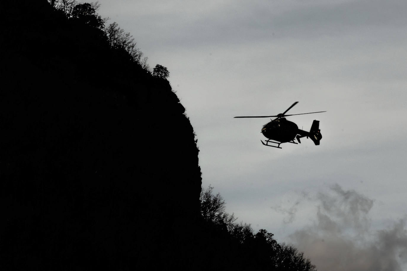 El accidente del helicóptero militar siniestrado, en imágenes