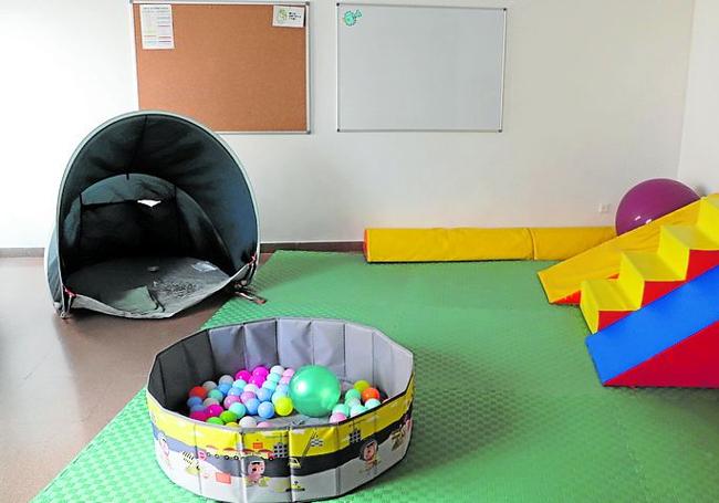 La sala de psicomotricidad y terapias de relajación y movimiento.