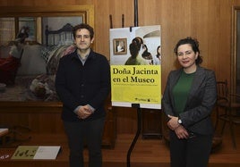 Roberto Iturriaga y Rocío Coletes presentando la nueva programación del Museo de La Rioja.