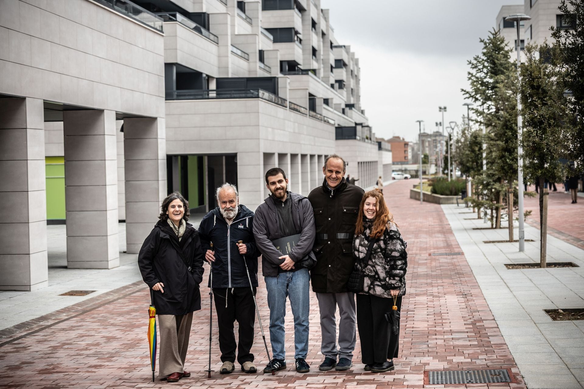 Imagen secundaria 1 - La ciudad de Logroño salda su «deuda pendiente» con Carlos Fernández Casado