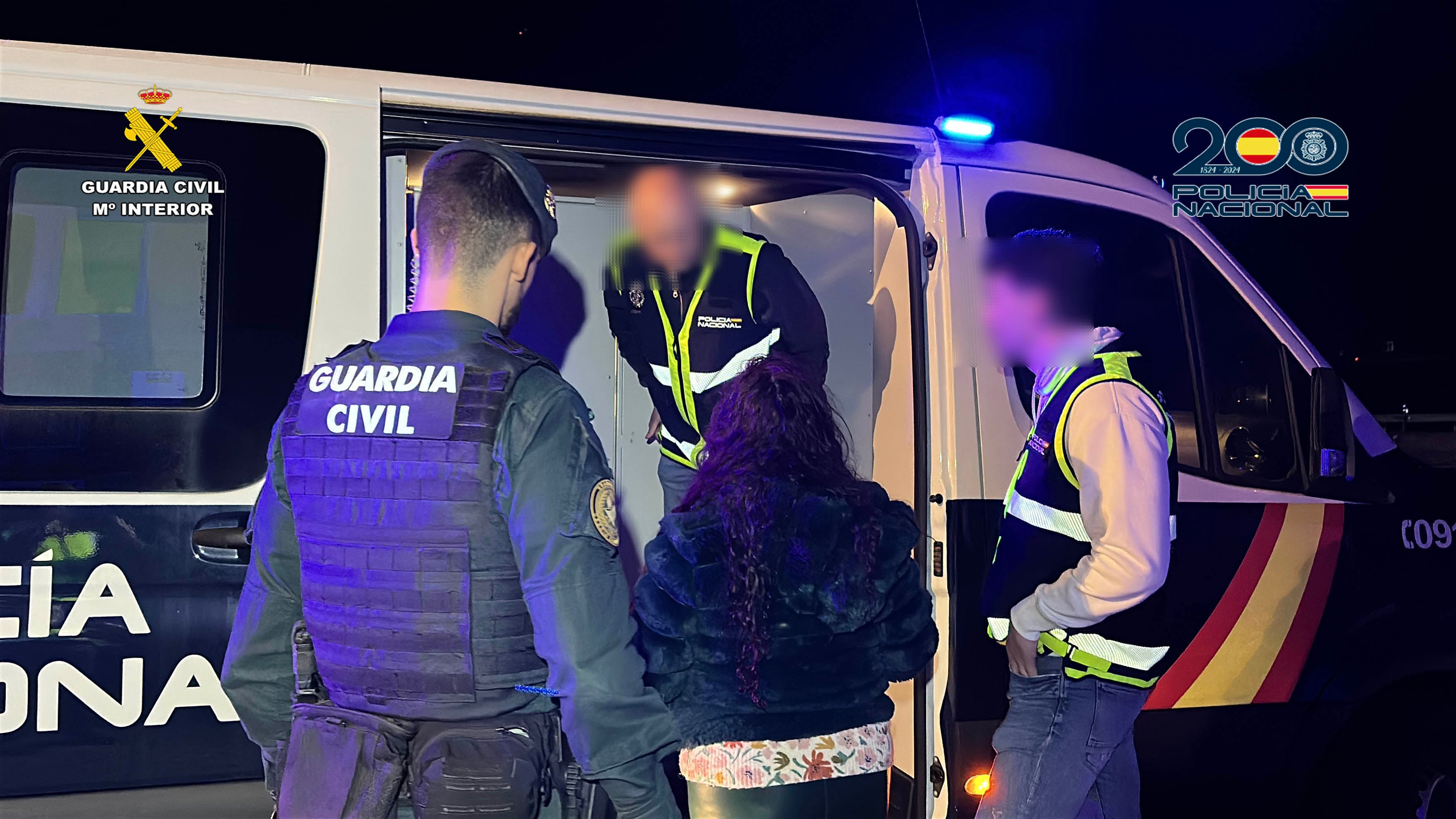 Las imágenes del operativo en los clubs de Rincón de Soto