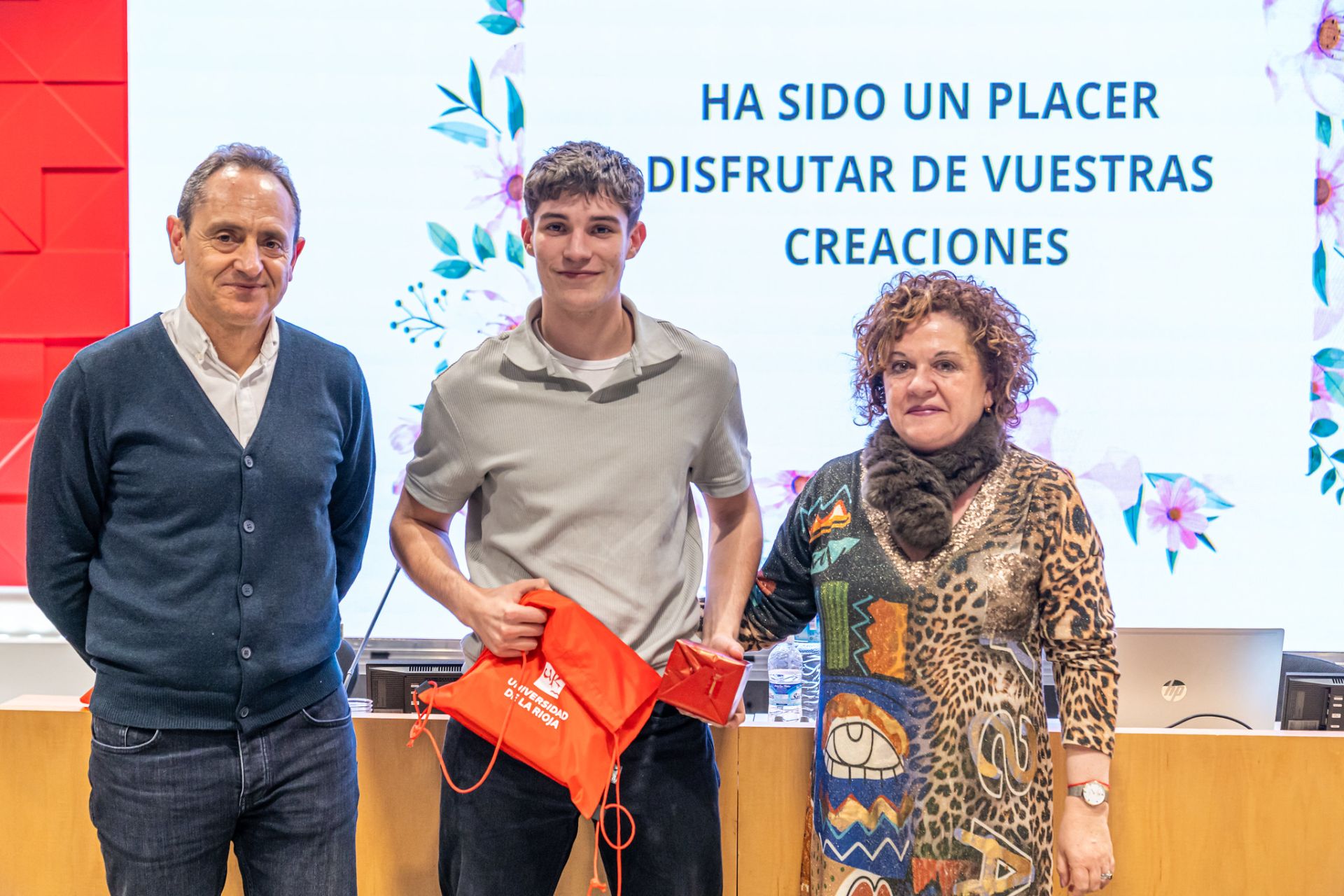 La UR entrega los premios de la Olimpiada de Filosofía