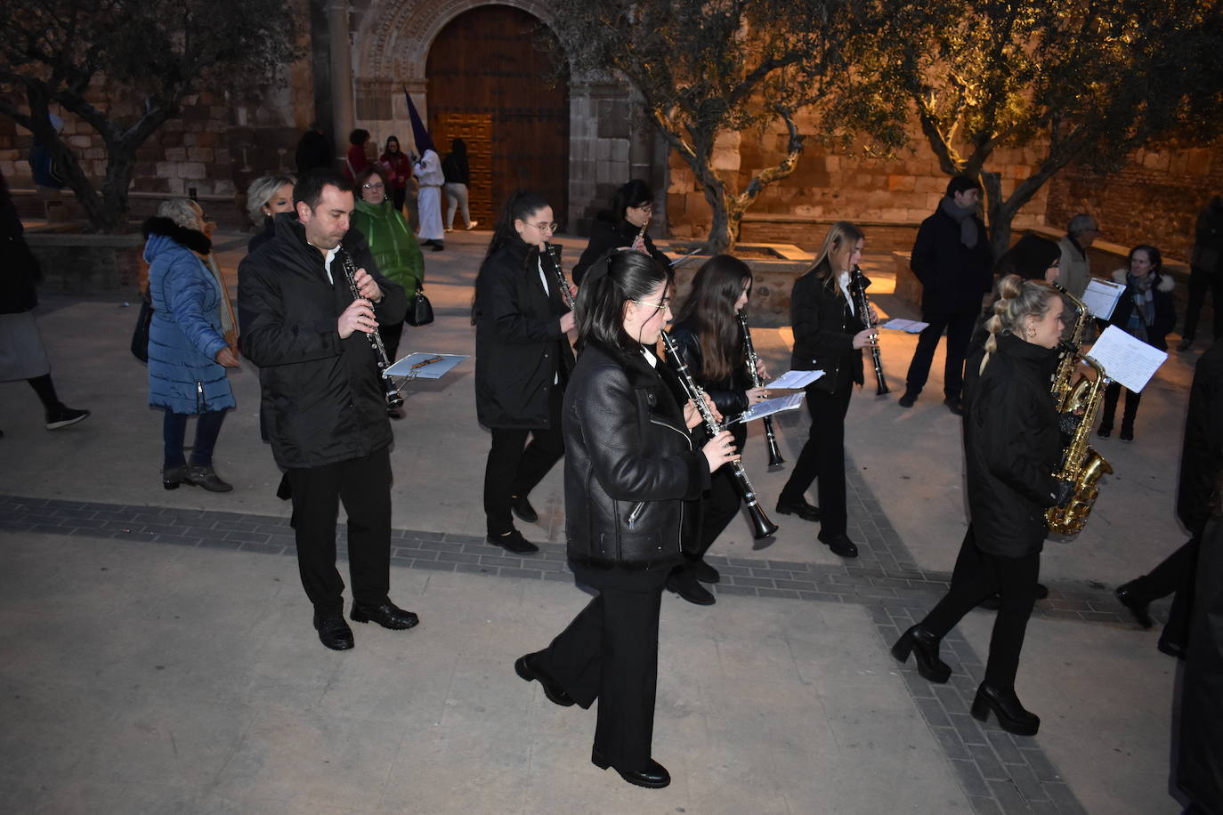 La procesión del IV centenario del Santísimo Sacramento en Autol, en imágenes