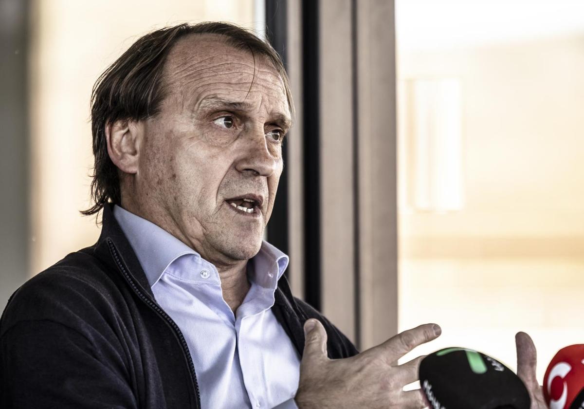 Carlos Lasheras.