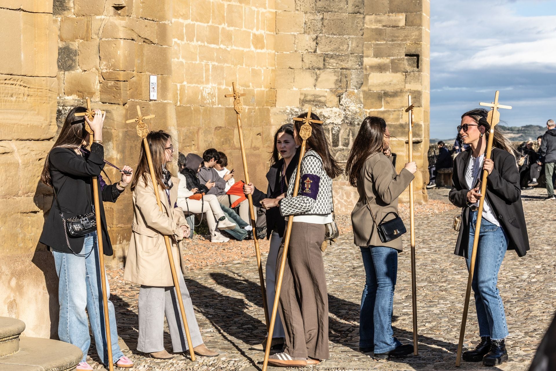 El recorrido de los penitentes de San Vicente, en imágenes