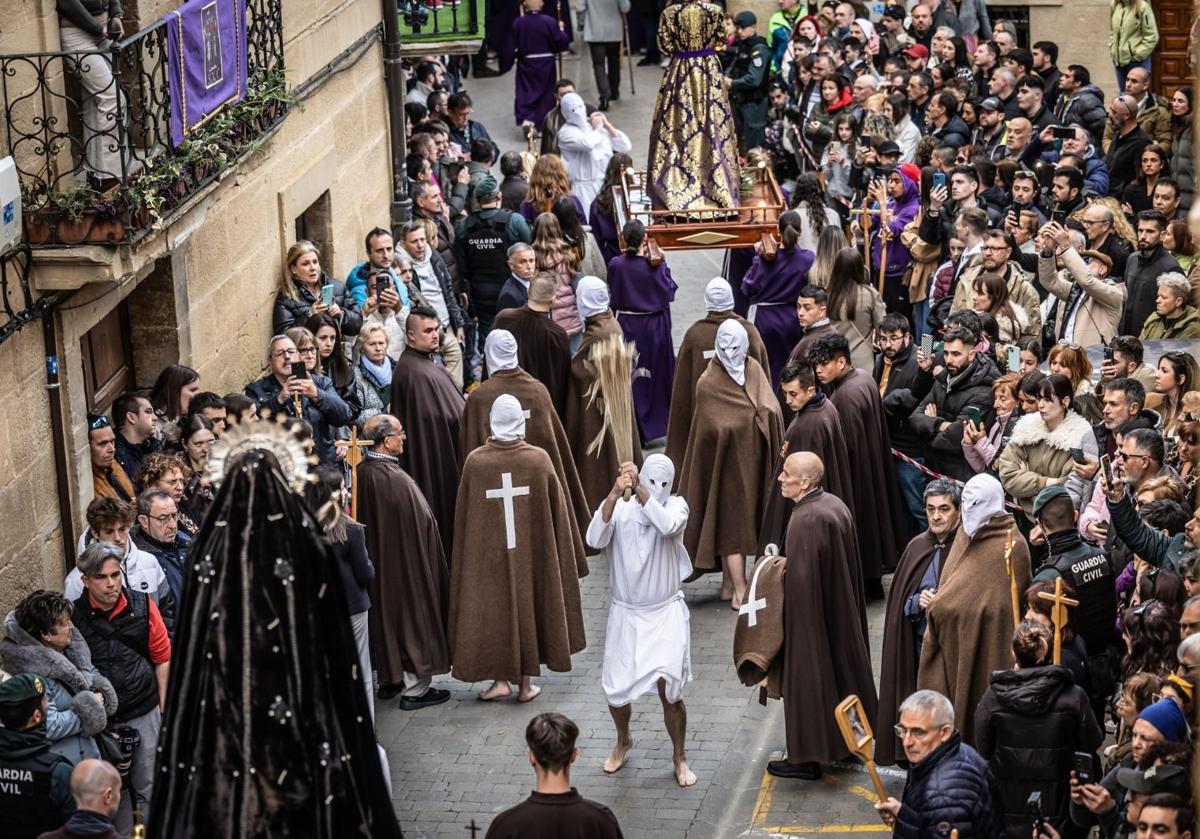 La penitencia vuelve a San Vicente