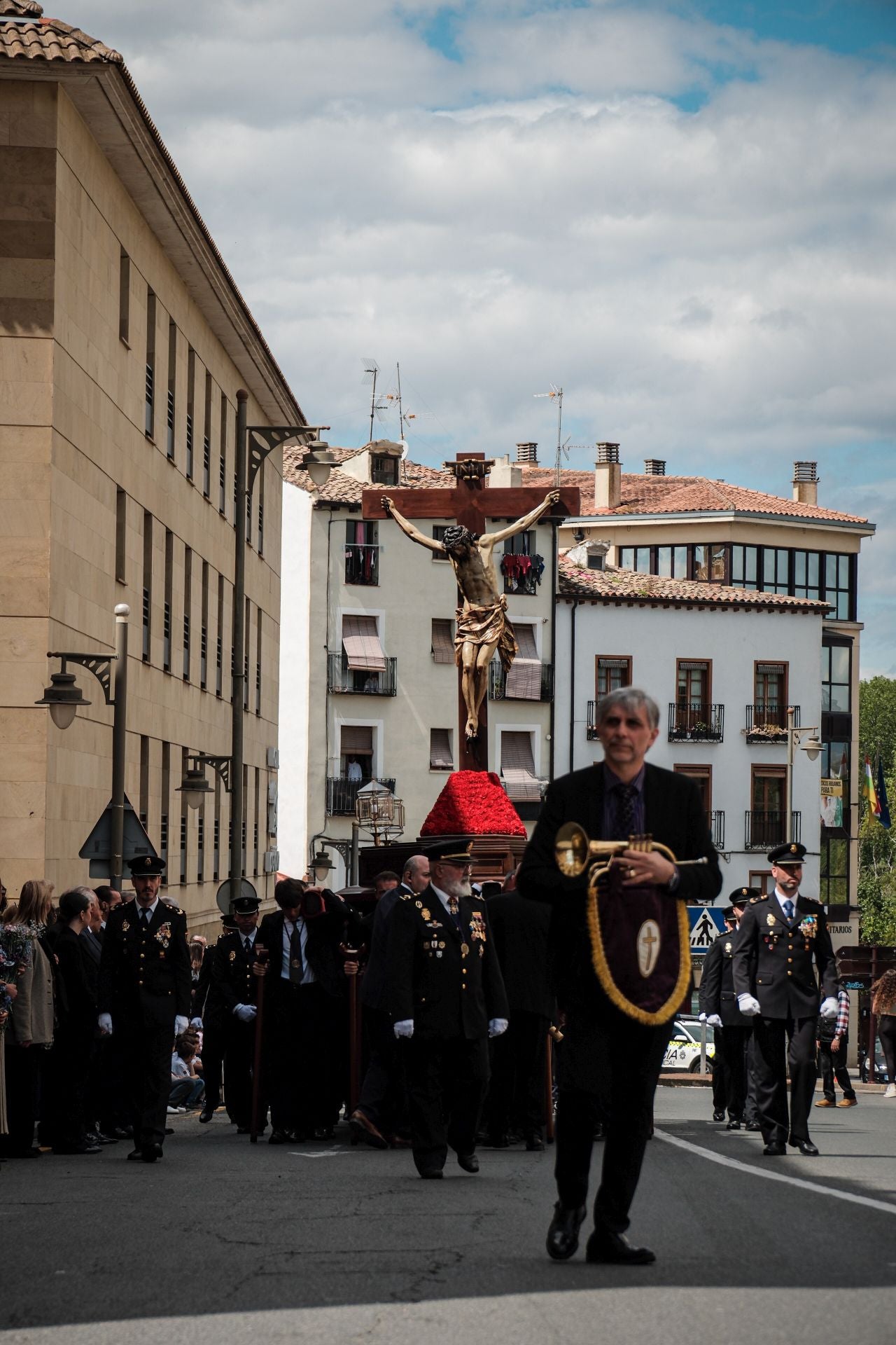 El traslado del Cristo de las Ánimas, en imágenes
