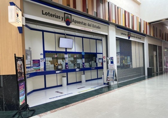 Administración de Lotería número 17, situada en el centro comercial Parque Rioja