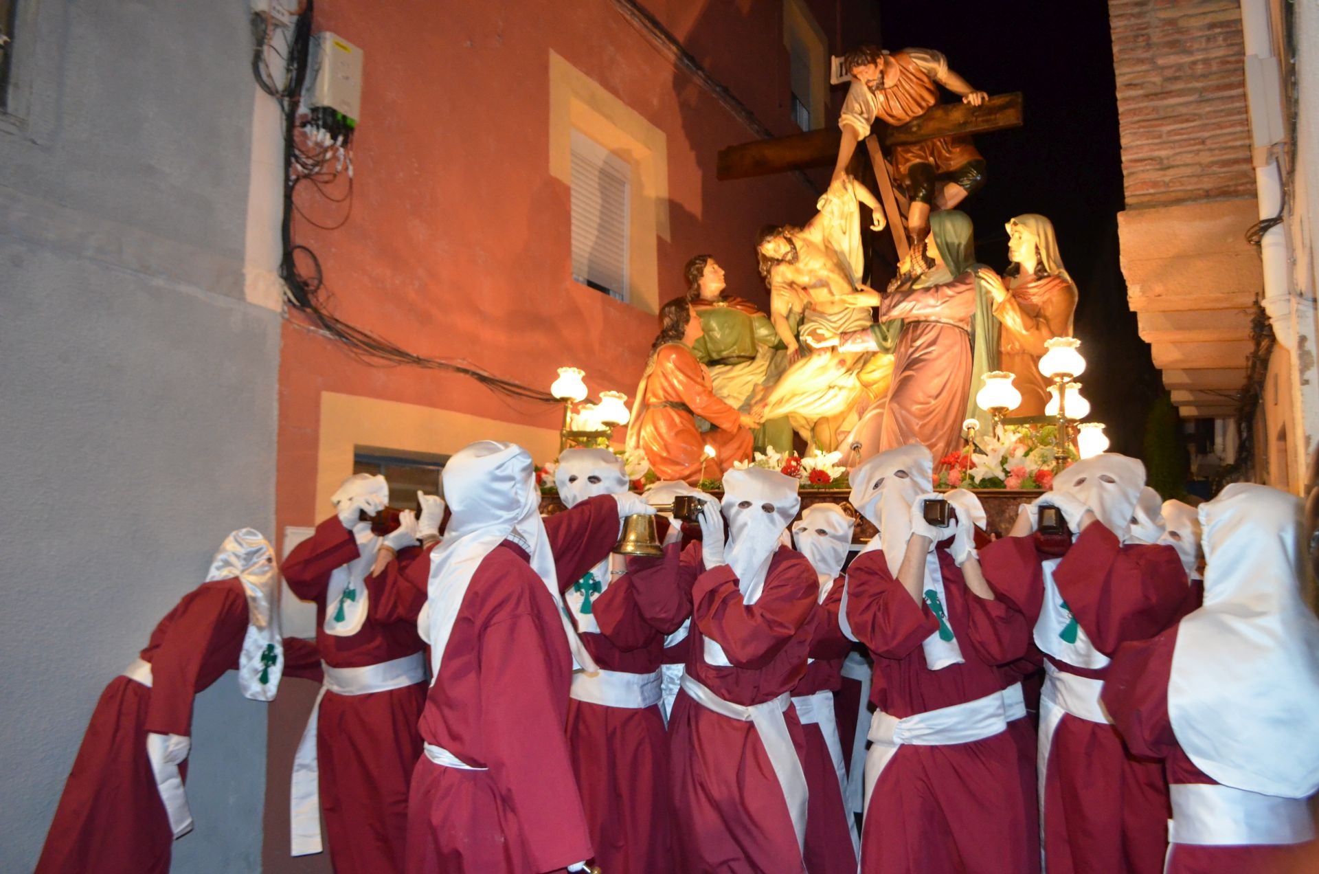 La procesión del Santo Entierro de Calahorra, en imágenes