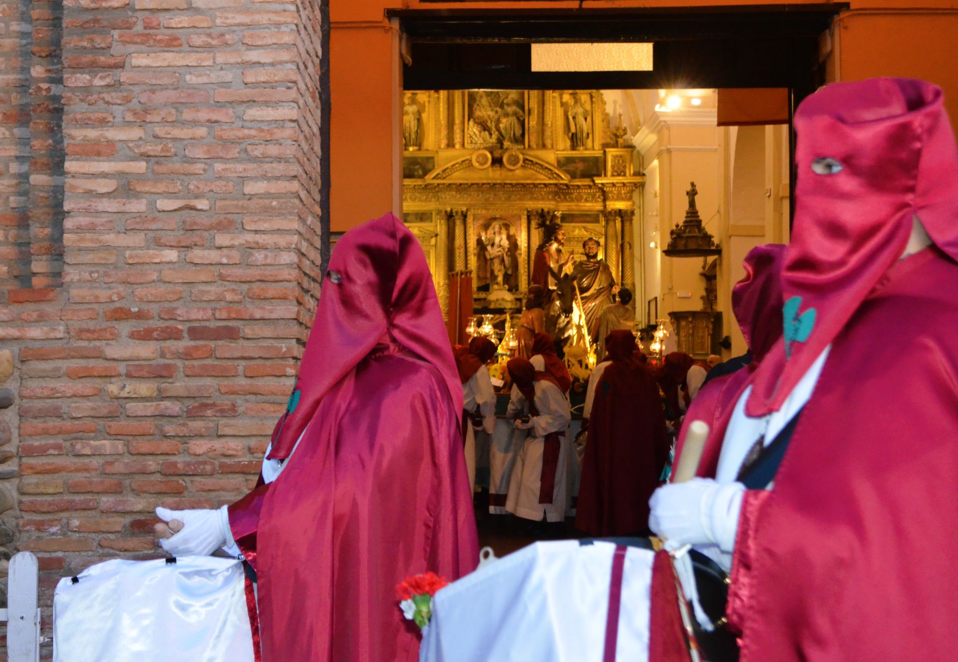 La procesión del Santo Entierro de Calahorra, en imágenes