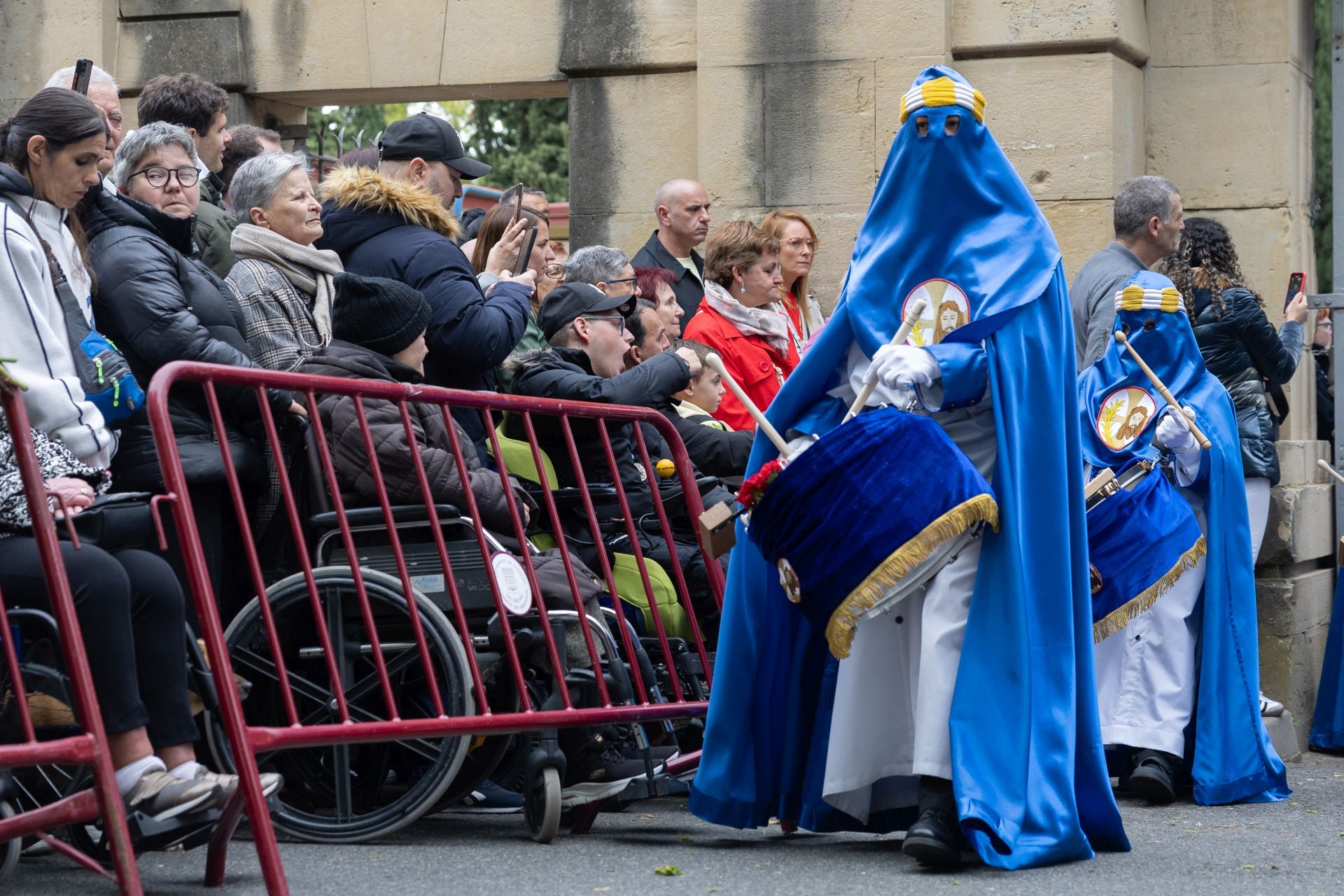 Las imágenes de la procesión de Cristo Resucitado, en Logroño