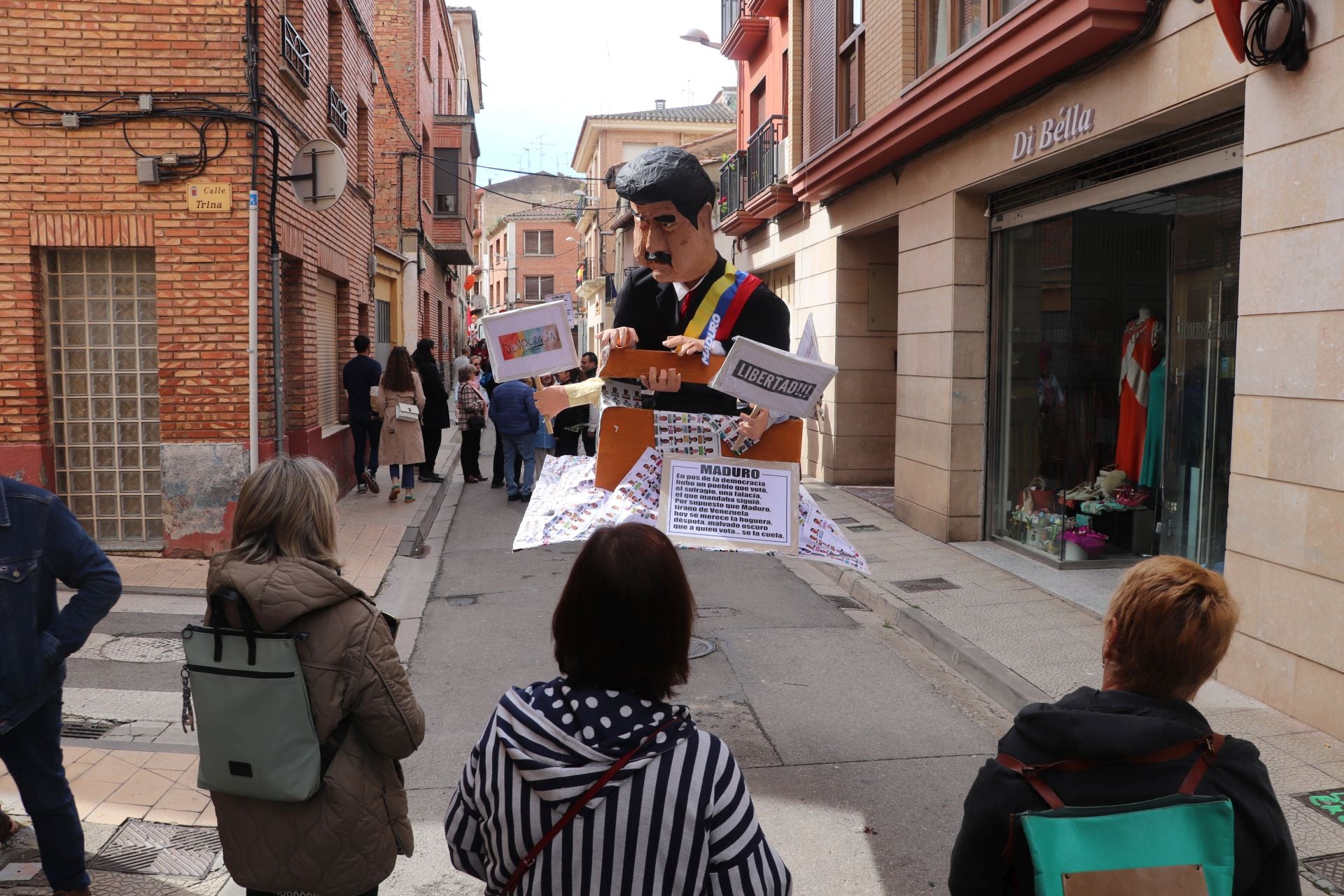 Las imágenes de la Quema de los Judas en Alfaro