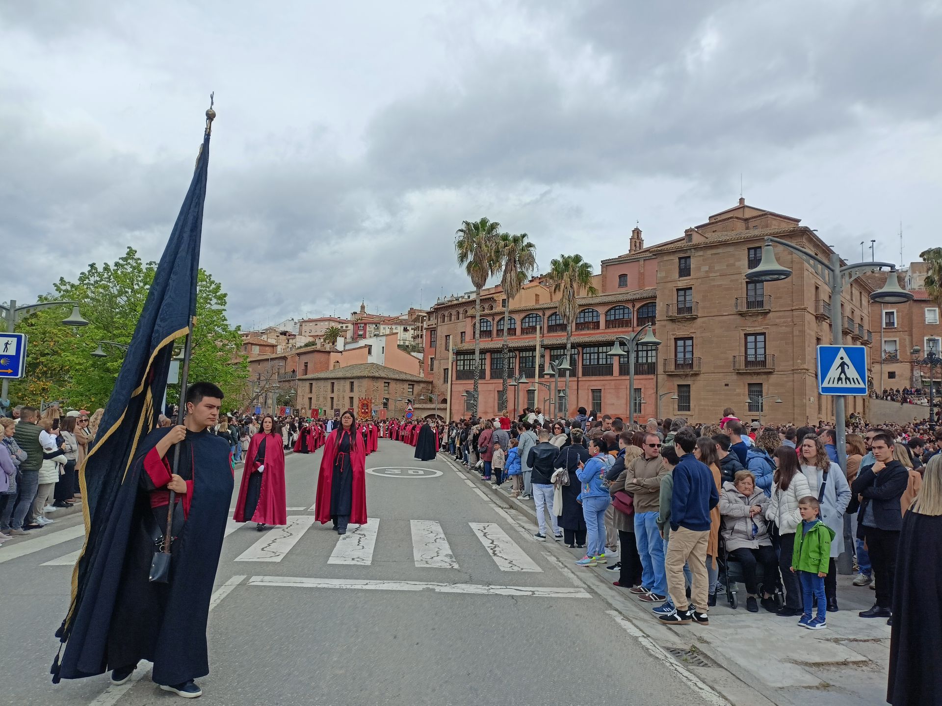 Imágenes del encuentro del Cristo Resucitado y la Virgen Gloriosa