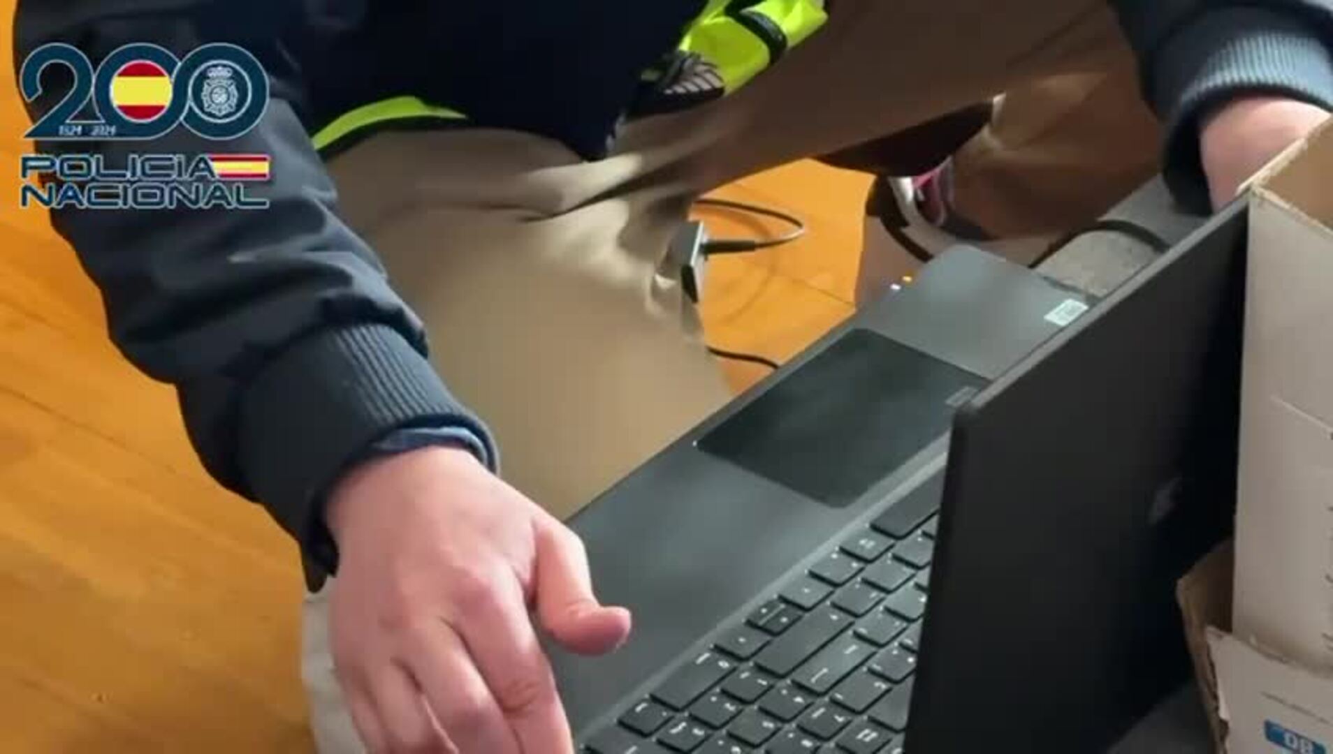 La Policía Nacional ha detenido en Logroño a un hombre por presunto delito de posesión y distribución de pornografía infantil