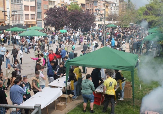 Nájera acoge el 'Escaparate del Rioja', de la Peña Juventud