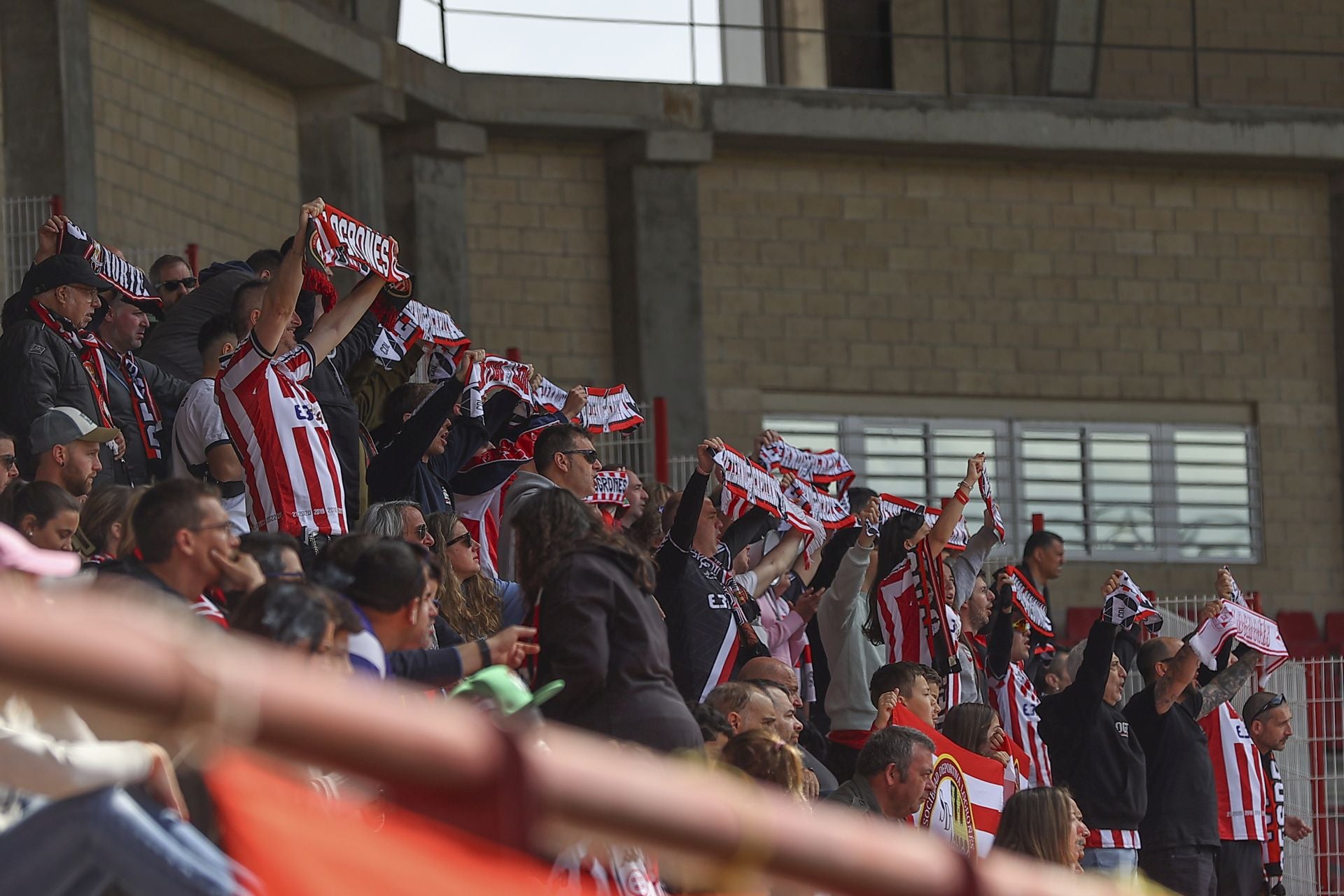 Alegría en la SDL por la victoria ante el Eibar
