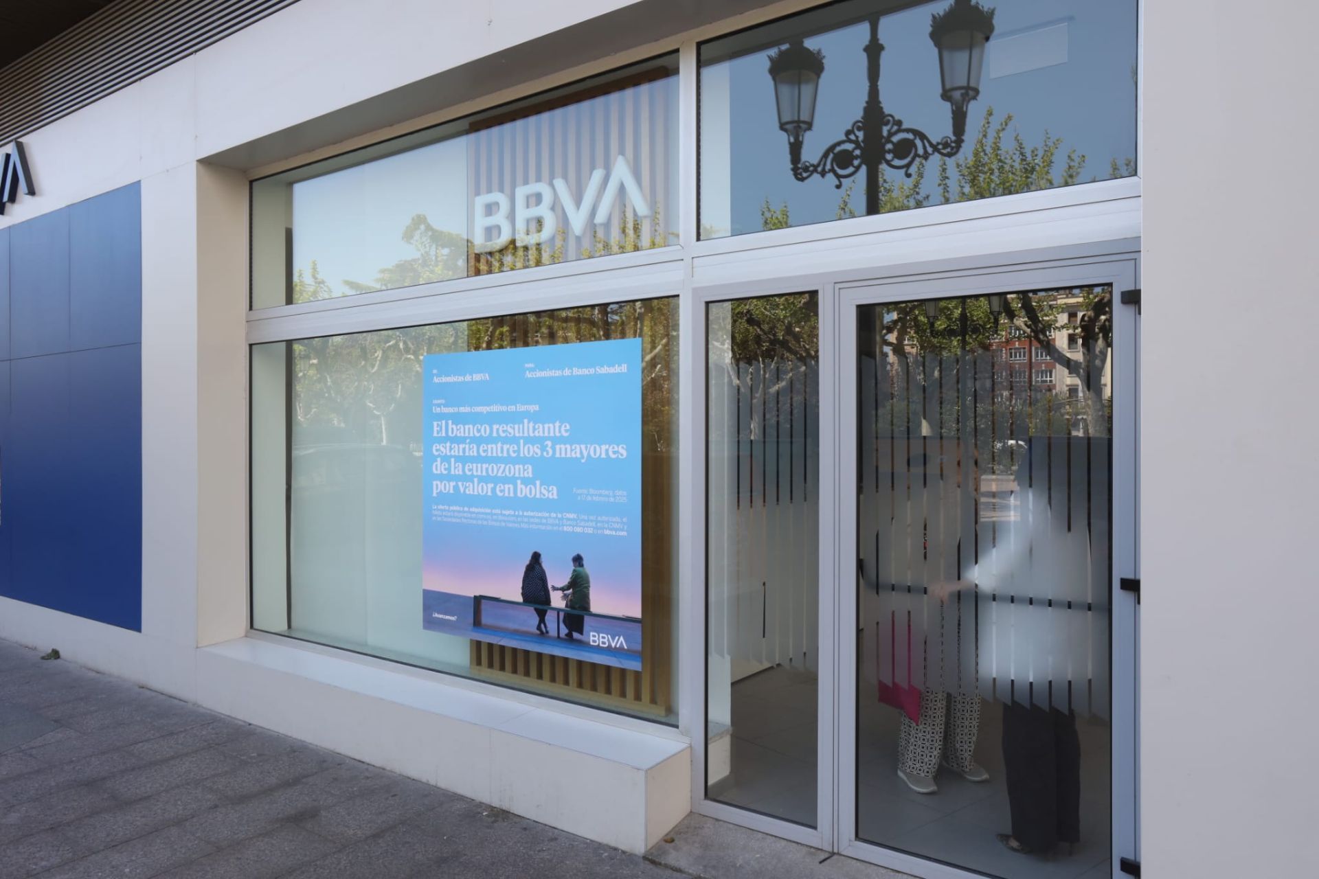 Bares, comercios, bancos y oficinas de Logroño, cerrados por el apagón