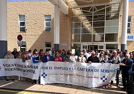 Concentración de los miércoles de la plataforma SOS Hospital de Calahorra, esta semana.