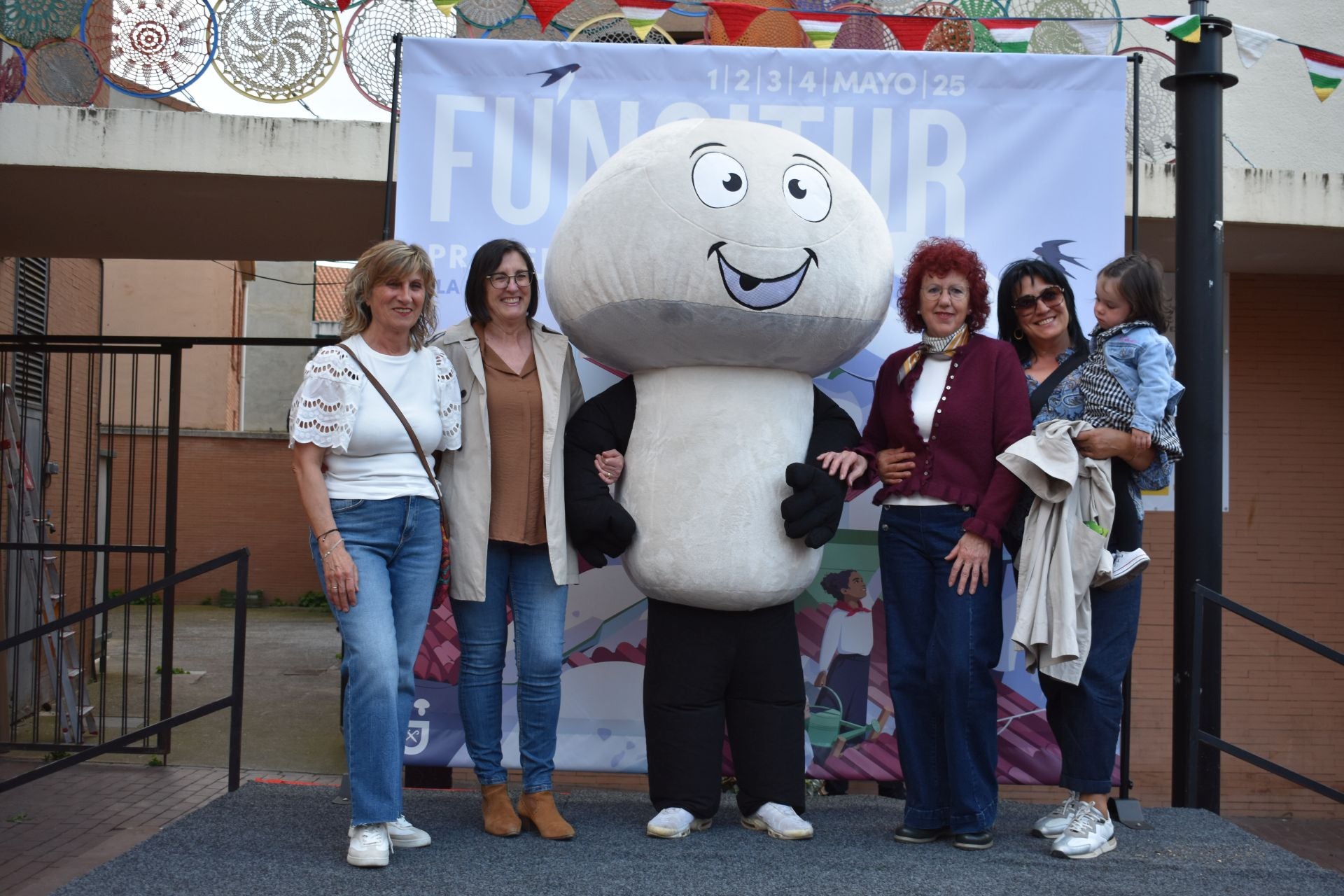 Los hermanos Echapresto, embajadores del champiñón en Pradejón