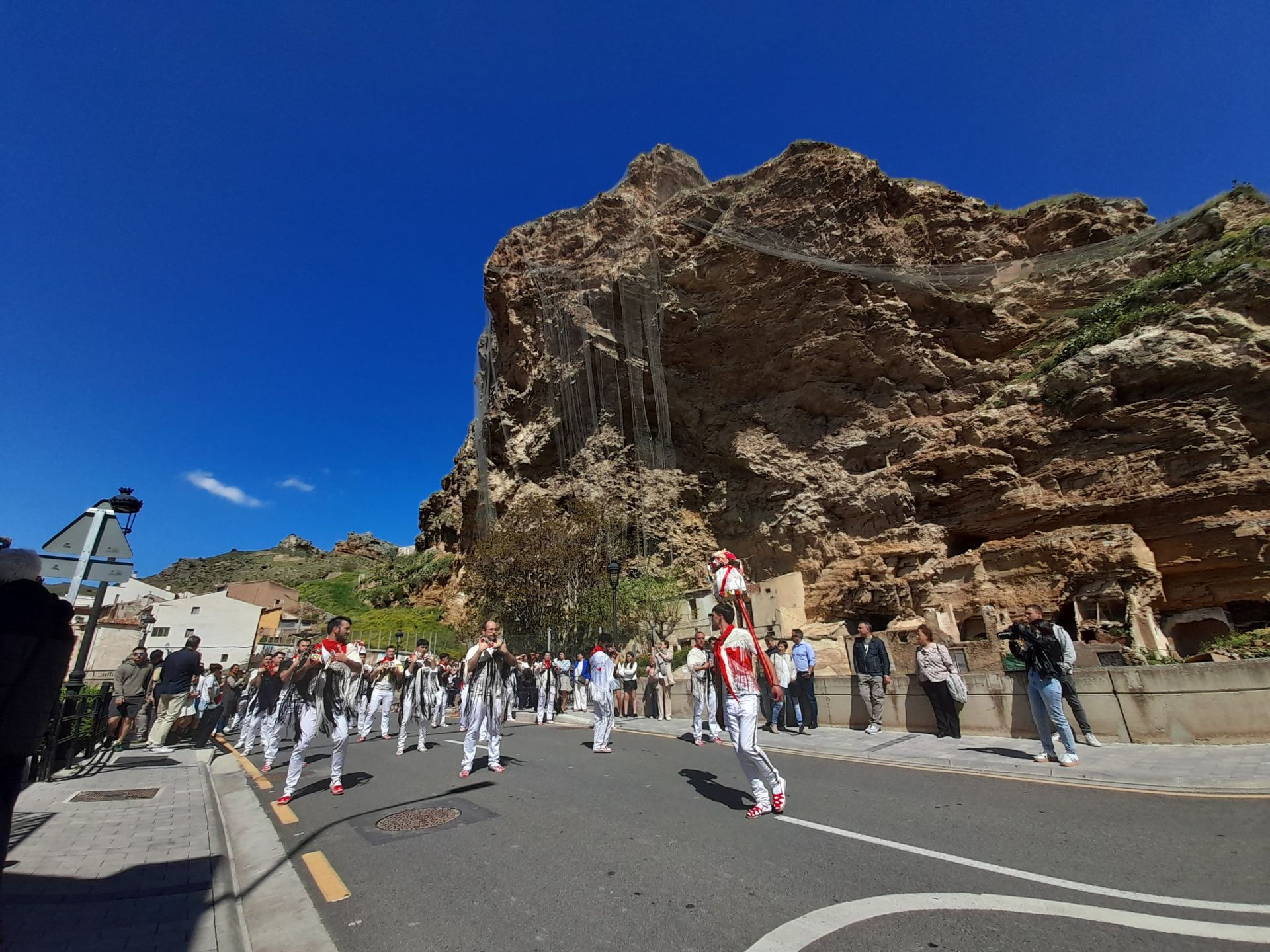 El Cristo del Perdón recorre Cervera diez años después