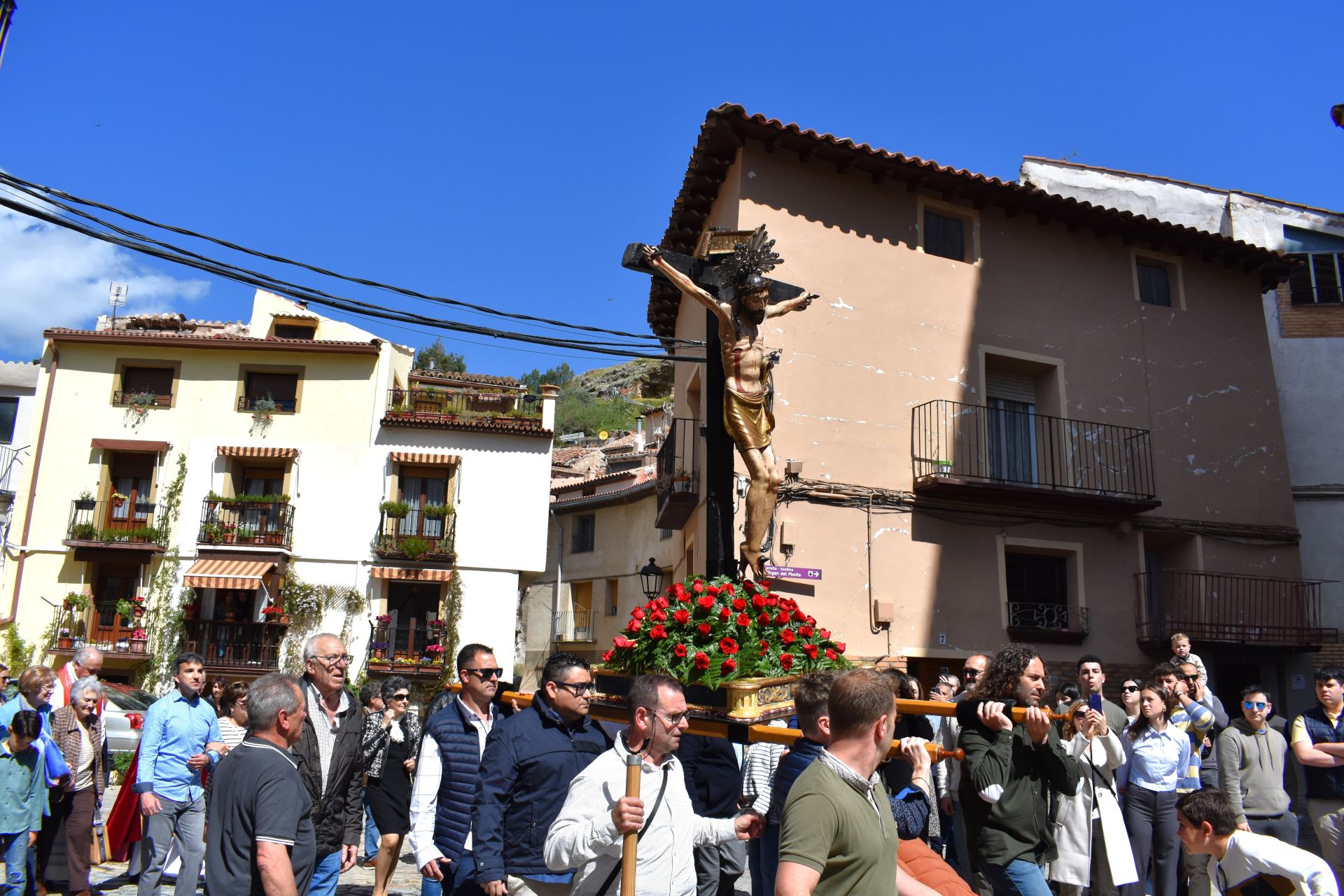 El Cristo del Perdón recorre Cervera diez años después