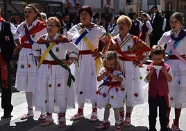 Joteras de Rincón de Soto, en una actuación en las fiestas patronales.