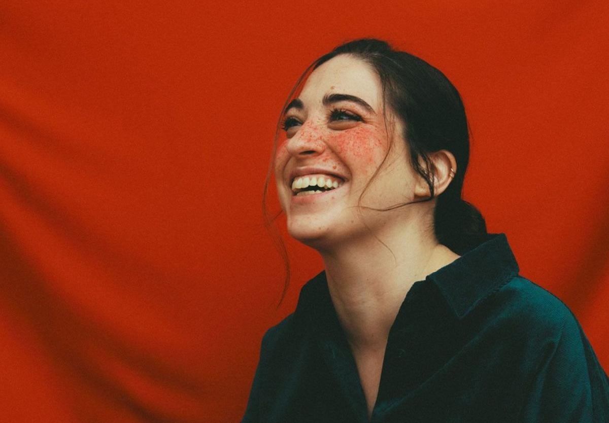 María de la Flor acerca las melodías populares de 'Resalada' a Tricio