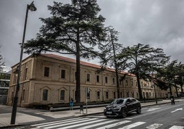 Exterior de la Audiencia Provincial de Logroño.