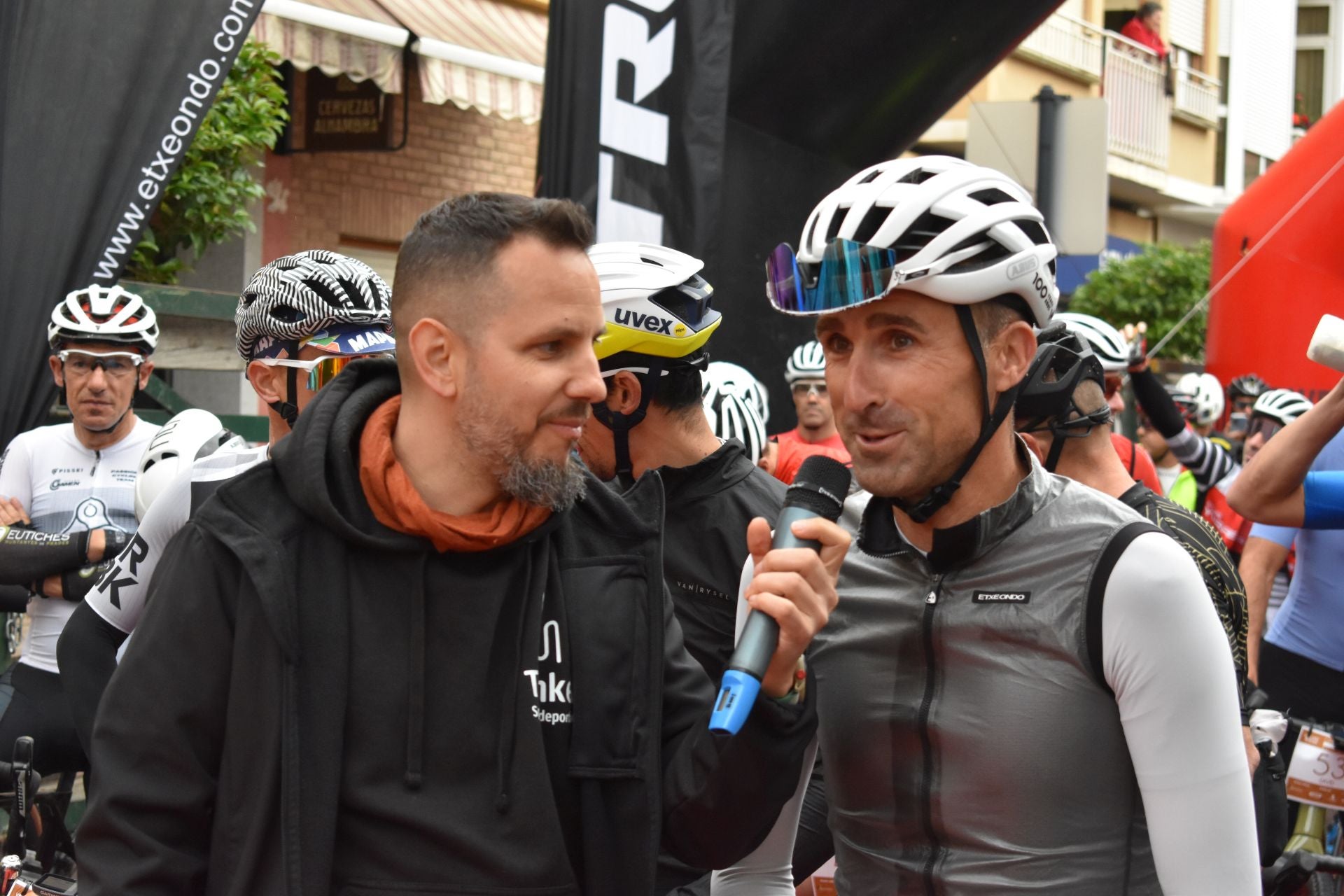 Las imágenes de la carrera solidaria GravELA