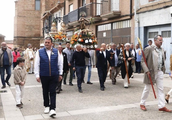 San Isidro, este jueves en Calahorra, durante la procesión por las calles de la ciudad.