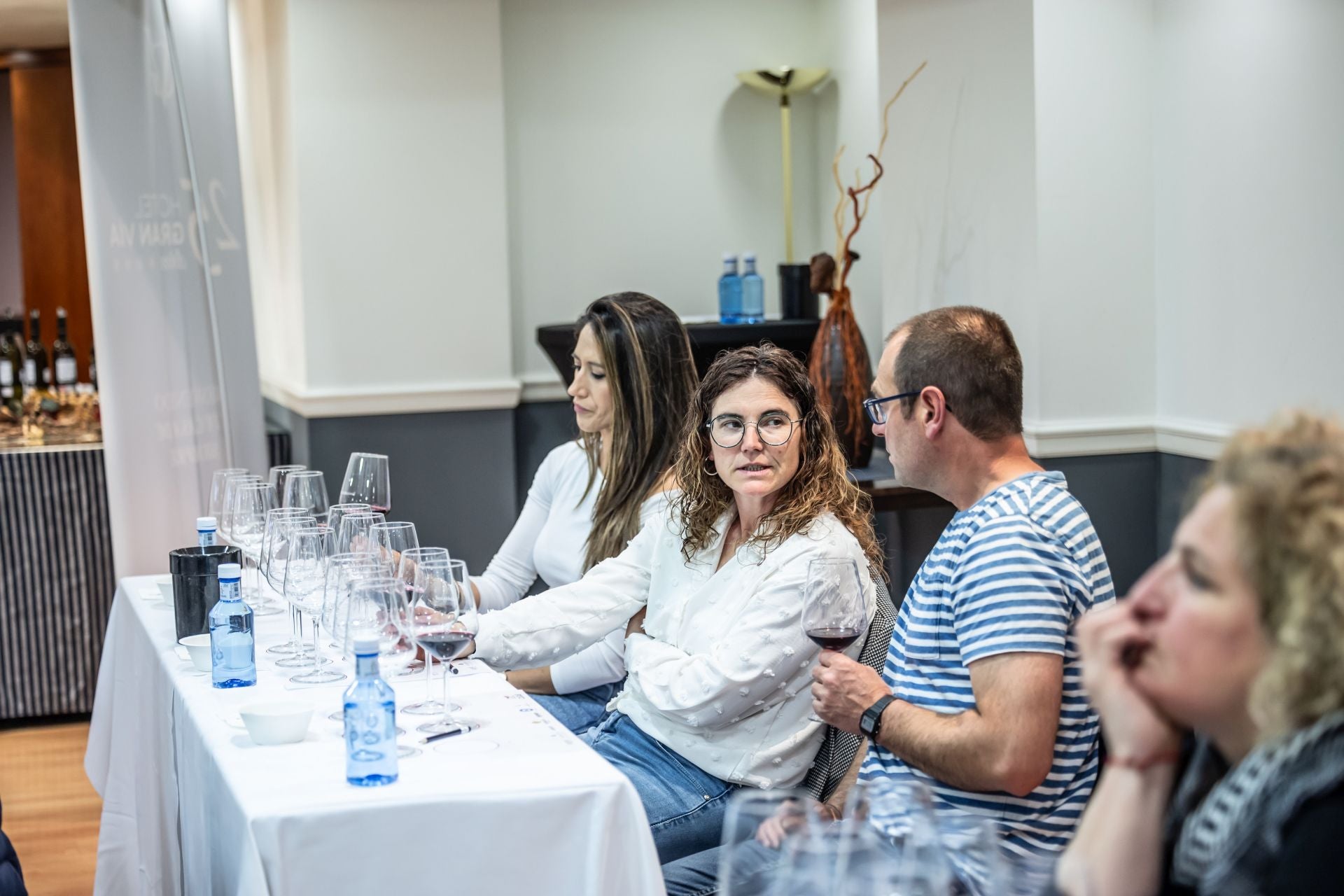 Club de Catas de lomejordelvinoderioja con Betolaza