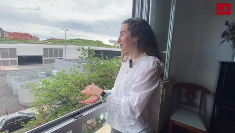 "Puedo verme cambiar con la subestación de fondo"