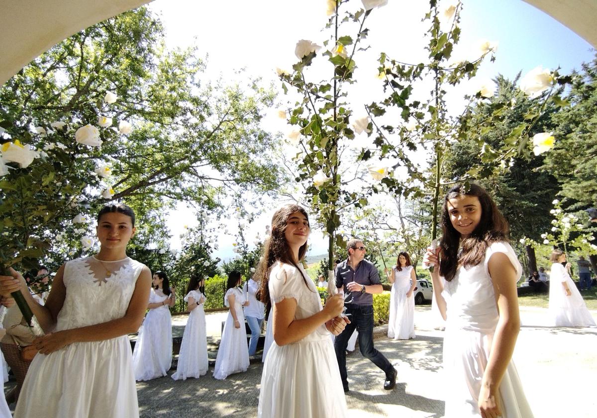 Las imágenes de la procesión de las Doncellas de Sorzano