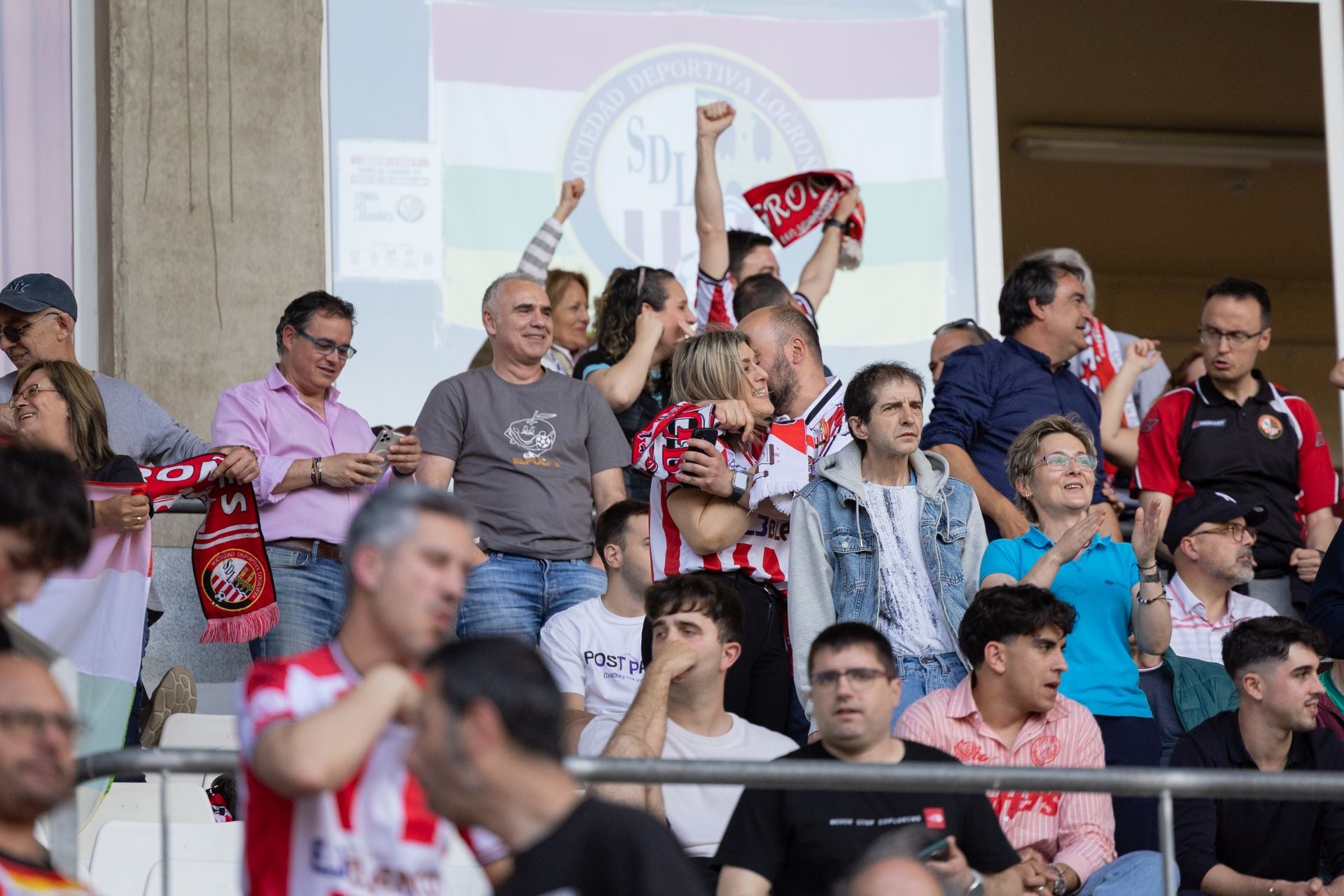 El partido SD Logroñés-Estepona en Las Gaunas