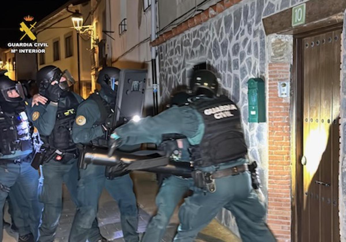 Las imágenes del operativo antidroga en La Rioja y el norte de España